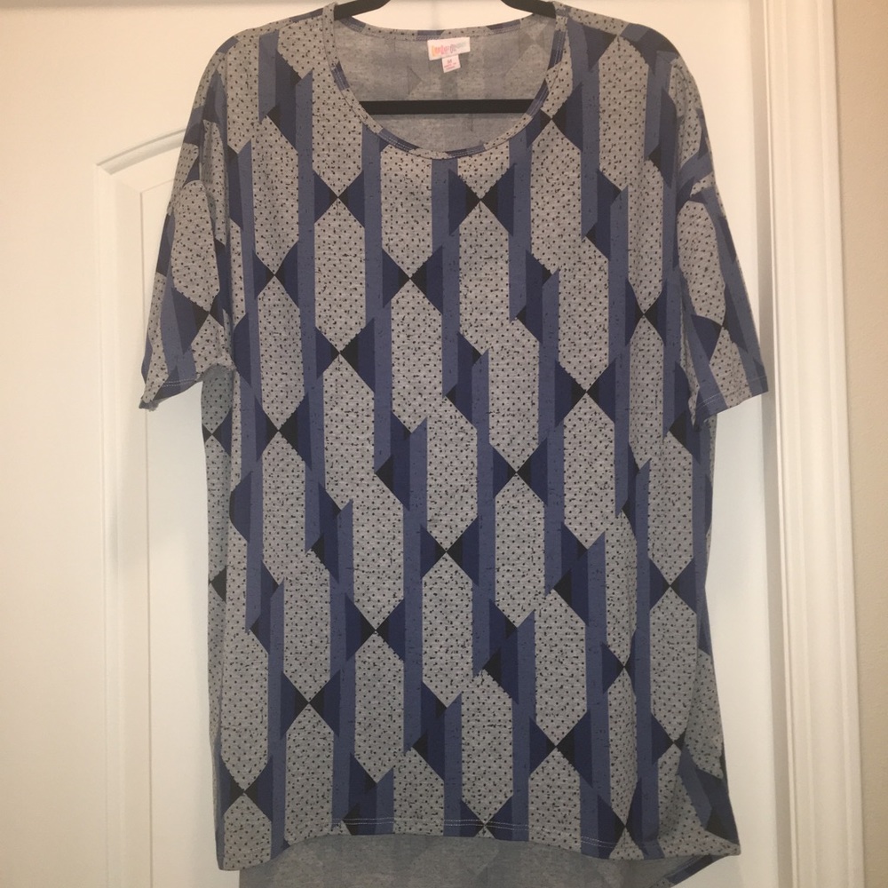 LuLaRoe Irma tunic shirt